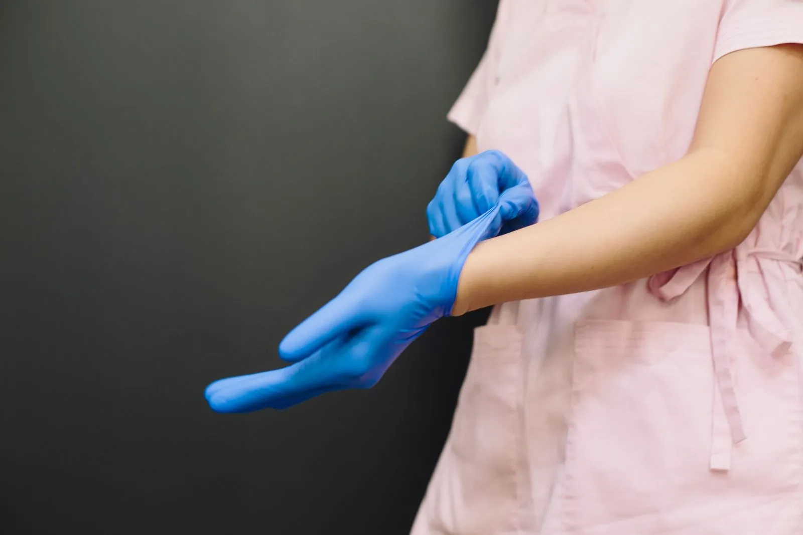 Osteoporoza, boala tăcută a oaselor: cum o depistezi la timp - explică specialiștii M EMORMED