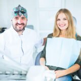 Care e diferența dintre dinți ficși și dinți micști pe implanturi?
