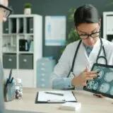 Photo online medical consultations guide experts data