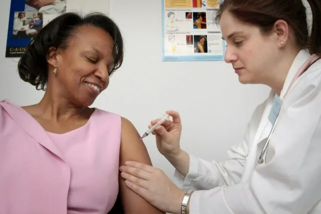 Photo vaccination information guide