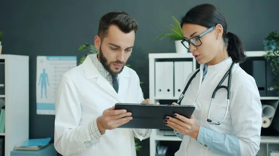 Photo common mistakes online medical consultations